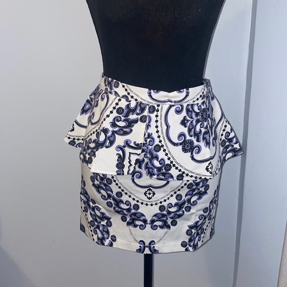 Pencil skirt